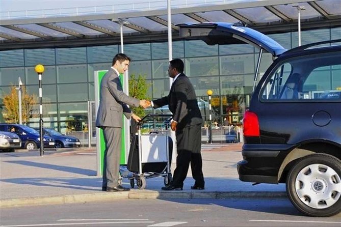 01 way Private Transfer from Cairo Airport to Your Hotel in Cairo - How the pickup actually works at the terminal exit gate