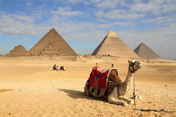 2 Day: Cairo Short Break Package - Lunch that feels local, not packaged