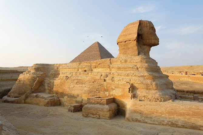 2 Days Private Guided Tour around Cairo and Giza - Day 1 in Giza: pyramids, Sphinx, Memphis, and Saqqara