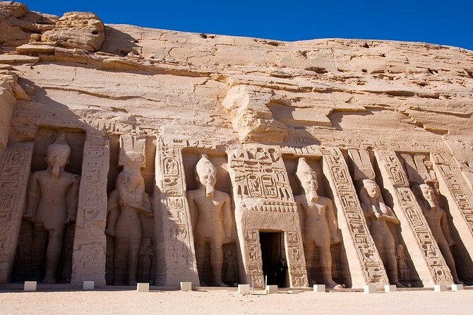 2 Nights Nile cruise from Luxor to Aswan - Day 2: Edfu by horse carriage and Kom Ombo’s two-divinity temple