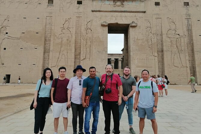 4 Days Nile cruise Aswan to Luxor & Abu Simbel. Hot air Balloon - Guides and commentary: why Egyptology storytelling changes the sites