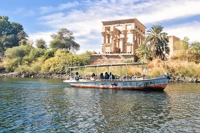 4 nights Luxor to Aswan Nile Cruise with Abu Simbel & Air Balloon - Cruise Comfort, Meals, and the On-Board Reality Check