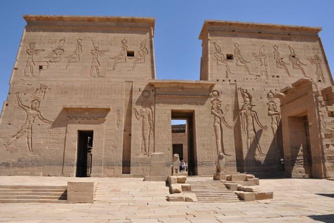 5 Day 4 Night - Deluxe Nile Cruise Luxor to Aswan - Private Tour - Day 3 Edfu and Kom Ombo: Horus and Sobek temples, plus a galabia party