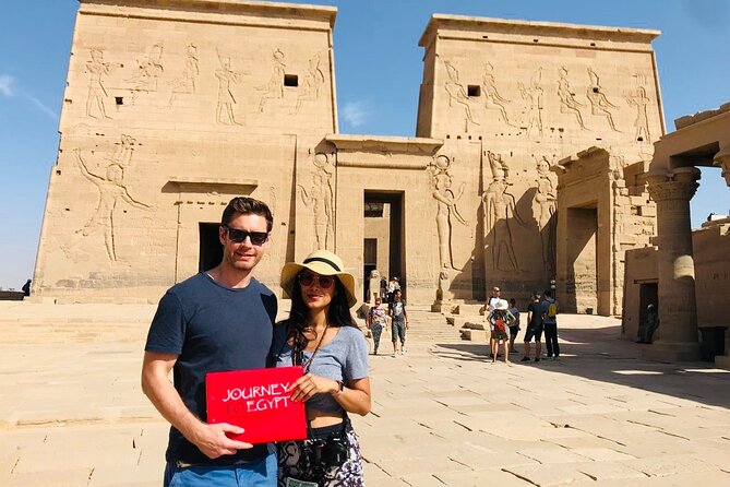 7 Day Pyramids & Nile Cruise By Air - Day 2 Giza Pyramids and the Egyptian Museum: camel ride plus the big three