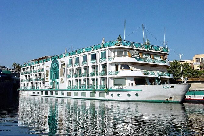 7 Days & 6 Nights by Flight Cairo Pyramids & Nile cruise Aswan To Luxor(Private) - Cruise Day: Kom Ombo Temple and the Two-God Design