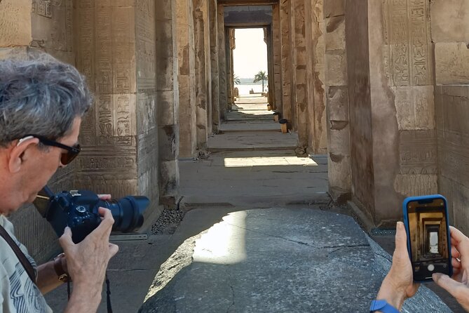 8 Day Tour in Nile Cruise Luxor and Aswan - Giza’s best first impression: Cheops, Khafre, Micerinos, and the Great Sphinx