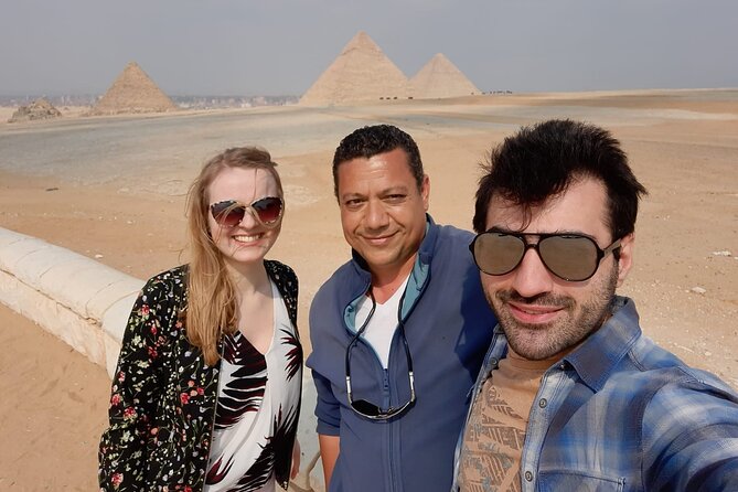 8 Hours Guided tour to Giza Pyramids , Sphinx, Saqqara & Dahshur - The Guide Makes the Difference, From Patience to Photo Help