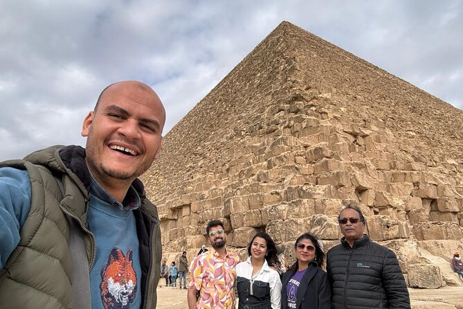 8-Hours private tour of Giza pyramids, Egyptian museum&Bazaar - Traditional lunch in Cairo: the energy reset you’ll feel