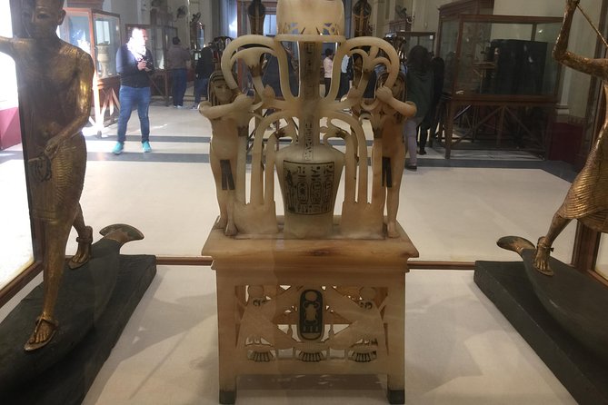 A Day Tour to Cairo small group with best price - Guides that set the tone: when explanations matter