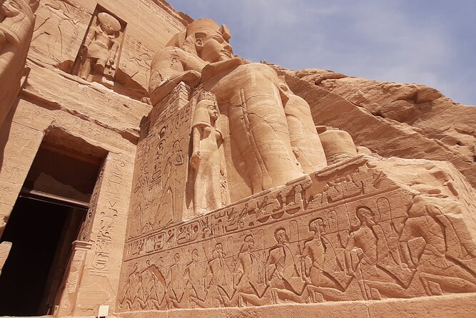 Abu Simbel Private Full-Day Tour from Aswan - The Egyptologist at the site: what you get and how the guidance works