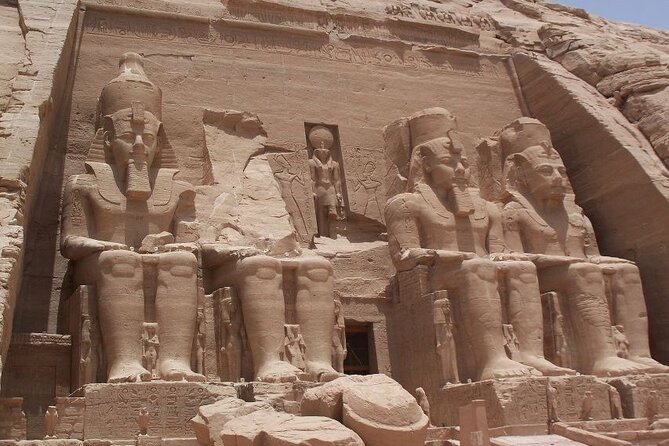 Abu Simbel Temple Day Trip with Hotel Pickup From Aswan - Pickup and Meeting Points: Staying Smooth Before 4:00am
