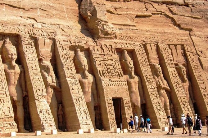 Abu Simbel Temple Day Trip with Hotel Pickup From Aswan - The Transfer: Air-Conditioned Ride, Driver, and the Reality of Early Hours