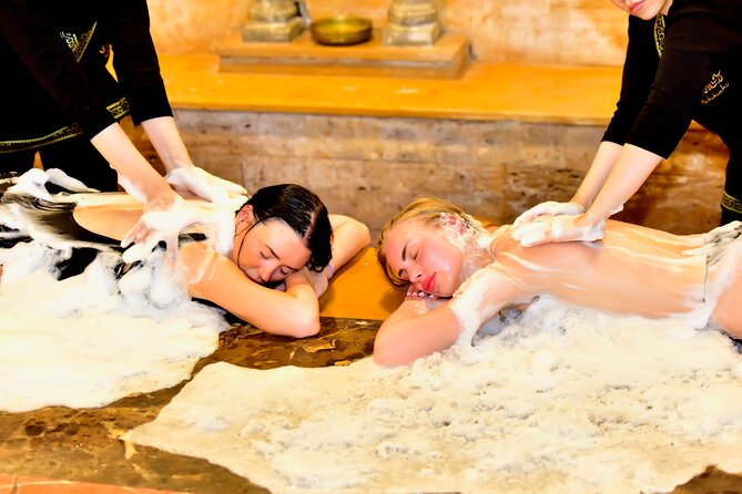 Aladino Hammam Program - Jacuzzi time and the cooling-down payoff