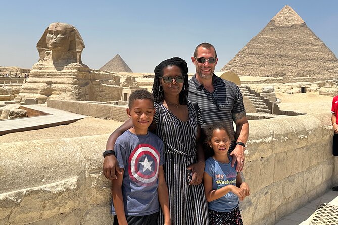 All-in-One Giza Pyramids from inside, Sphinx & Camel ride & Lunch - Stop 4: Al Haram lunch with choices like koshary and shawerma