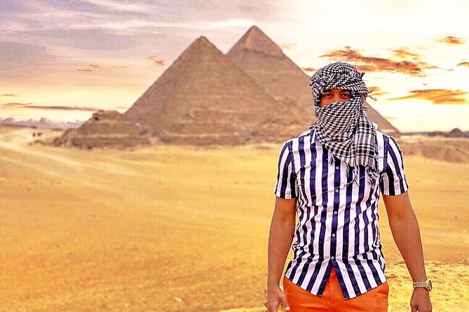 All inclusive Tour to the Giza Pyramids, Sphinx and Camel ride - Service quality: when your guide actually helps
