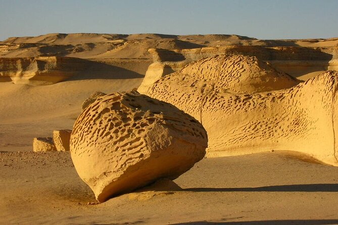Allinclusive Private Tour Fayoum Oasis & Valley of Wales - Tunis Village and the pottery shoreline feel