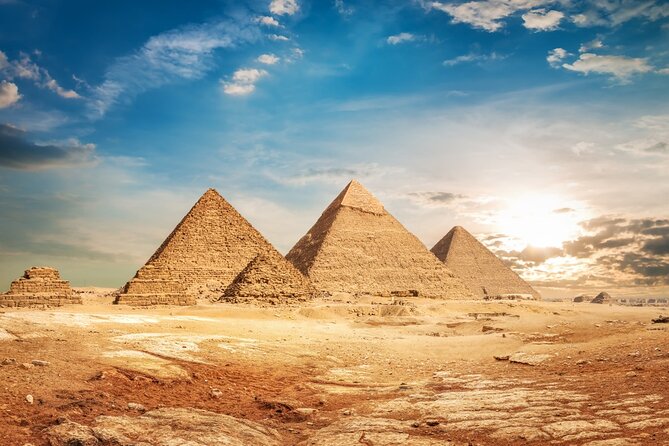 An Epic Journey to the Pyramids of Giza! - Great Pyramid of Khufu: the main stop where the guide makes it click