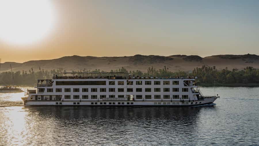 Aswan: 4-Day Egypt Private Tour with Nile Cruise, Balloon - The 5-star Nile cruise rhythm, and why it matters