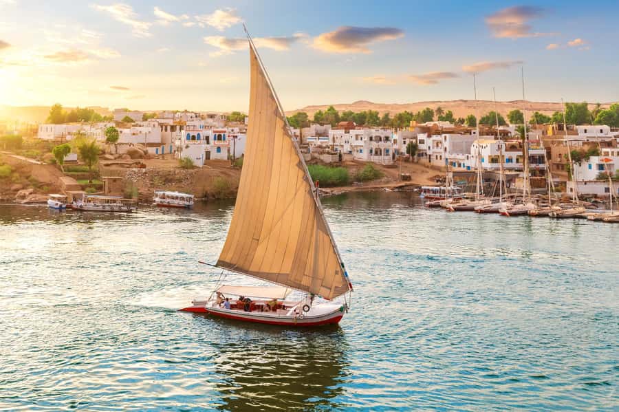 Aswan: Felucca Ride on The Nile River with an Egyptian Meal - A 90-minute Aswan reset on a private felucca