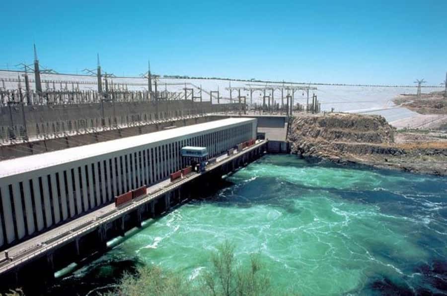 Aswan: Philae Temple, Unfinished Obelisk & High Dam Tour - High Dam: the engineering story behind the view