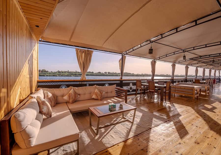 Aswan to Luxor: 4-Day Luxury Dahabiya Nile Cruise Adventure - Day 1 in Aswan: pick-up, Philae Temple, and your first Nile night