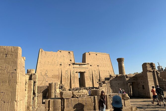 Aswan to Luxor via kom ombo and EDFu temples - How the day’s pacing feels in real life