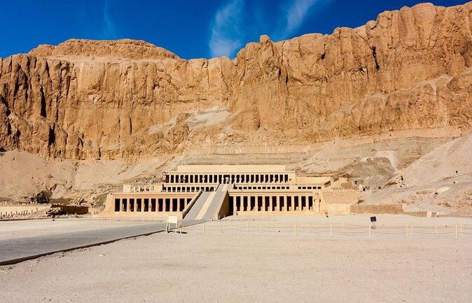 Balloon, East Bank, West Bank, and Valley of the Queens in Luxor - Key things to know before you go