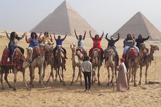 Best Day Tour to Giza Pyramids and Egyptian Museum from Cairo - Lunch overlooking the pyramids: a real reset, not a quick bite