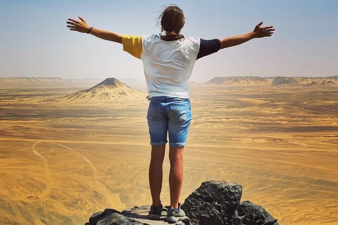 Black and White Desert and Bahariya Oasis Tour 2 Days 1 Night - Crystal Mountain Quartz Stops: When the Desert Teaches You Something