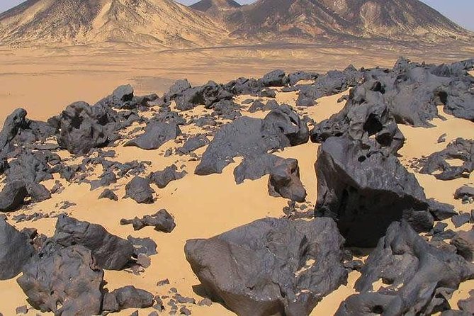 Black and White Desert and Bahariya Oasis Tour 2 Days 1 Night - Valley of El Haize Hot Springs: Your Reset Button in the Desert