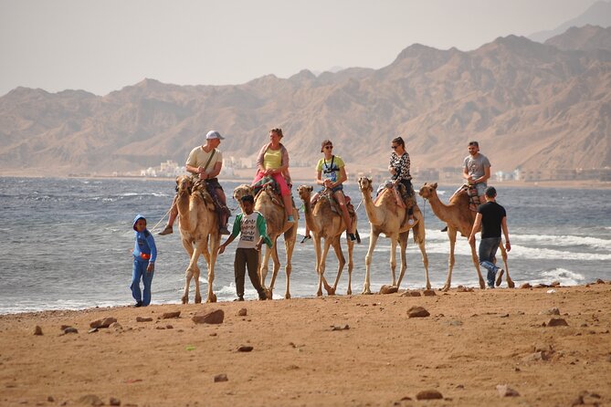 Blue Hole and Dahab City from Sharm El Sheikh - Beach tent lunch and the real drink situation
