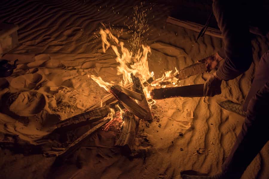 Cairo: 2-Day Bahariya Oasis Camp and Desert Tour - English Mountain and the WWI base: a history stop that makes sense