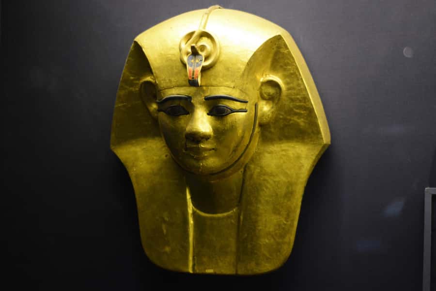 Cairo: 2-Day Pyramid, Museum, Bazaar Private Tour - Comfort, timing, and what to pack for Cairo heat