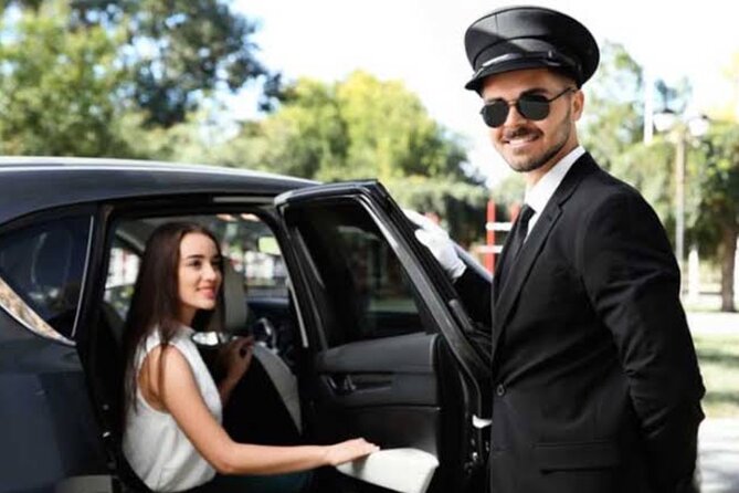 Cairo Airport Pick up or Transfer from Hotels - What Included Means on the Ground, AC, Water, and Waiting Fees