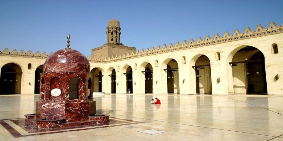 Cairo: All-Inclusive Coptic & Islamic Cairo Tour with Lunch - Lunch in Cairo: included Egyptian food, plus ordering help