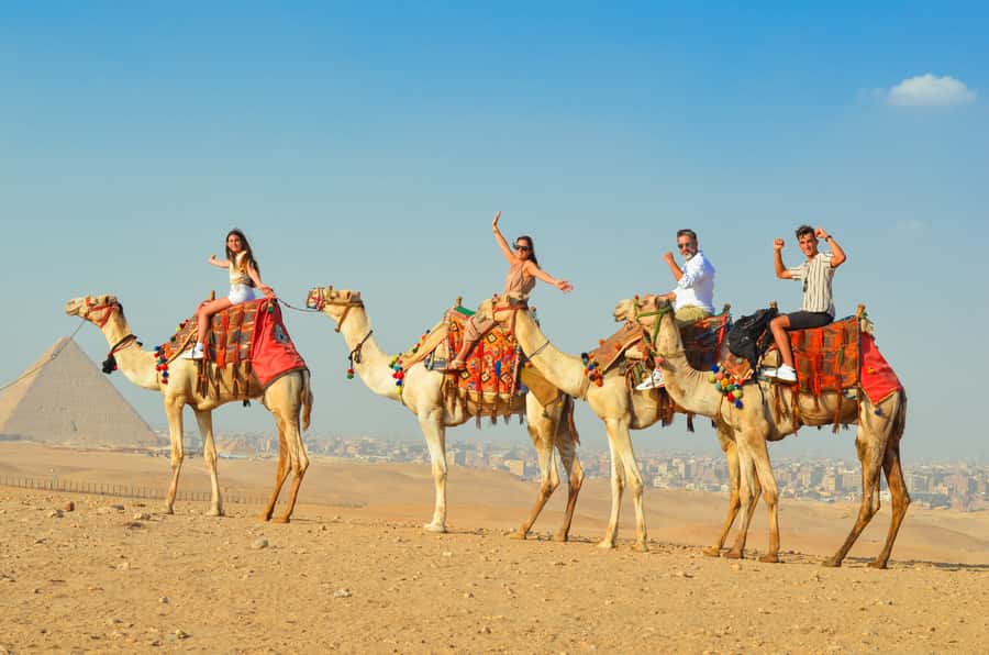 Cairo: Camel Ride Around The Pyramids with Hotel Pickup - Why the guide talk changes the experience (and how to make it useful)