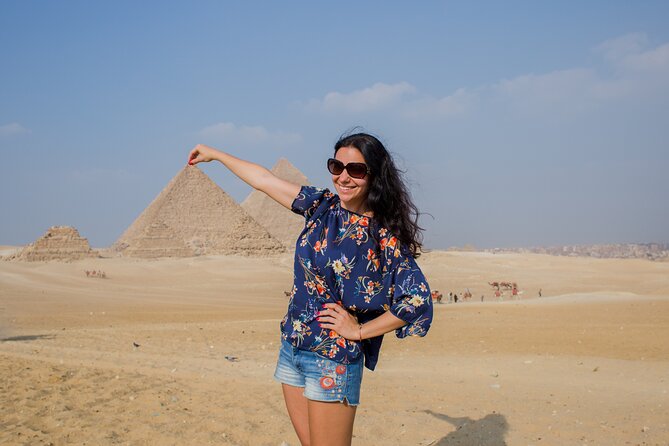 Cairo Day Tour: Grand Egyptian Museum, Giza Pyramids & Sphinx - Pickup, group size, and why timing can get tricky