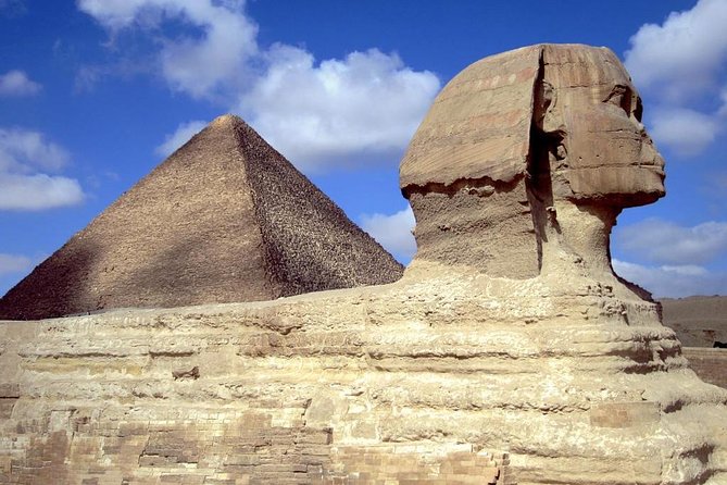 Cairo Day Tour to Giza including Nile Dinner Cruise and Lunch - Lunch at a Good Restaurant: Pyramid Views and Keeping Energy Up