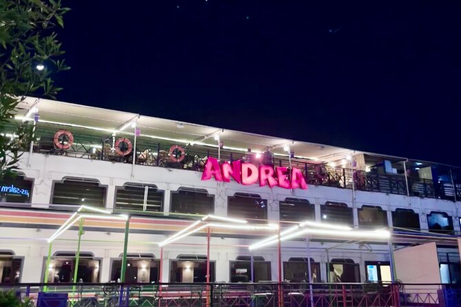Cairo dinner cruise in Nile River ,Belly Dance and Tanura Show - The show lineup on board: belly dance, tanoura, and live band