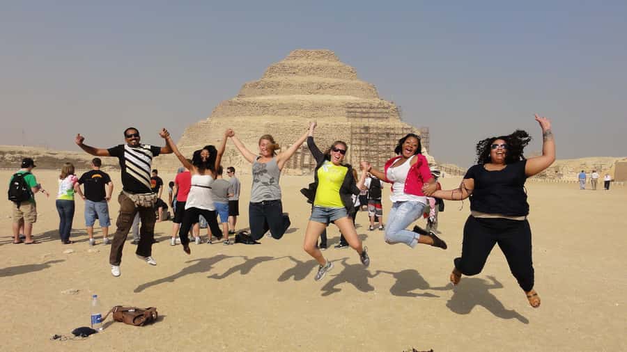 Cairo: Djoser, Bent Pyramid & Memphis Day Trip - How the guides keep the day moving (without flattening it)