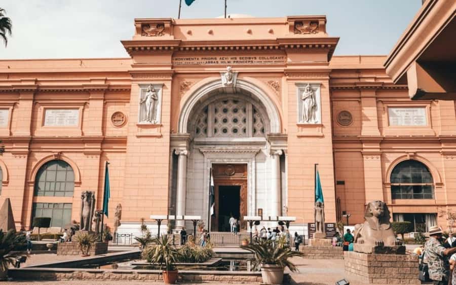 Cairo: Egyptian Museum Private Half Day Guided Tour - Language options and who this guide style suits