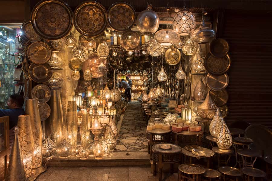 Cairo: Egyptian Museum, Pyramids & Bazaar Tour - Optional Great Pyramid entry: timing and heat