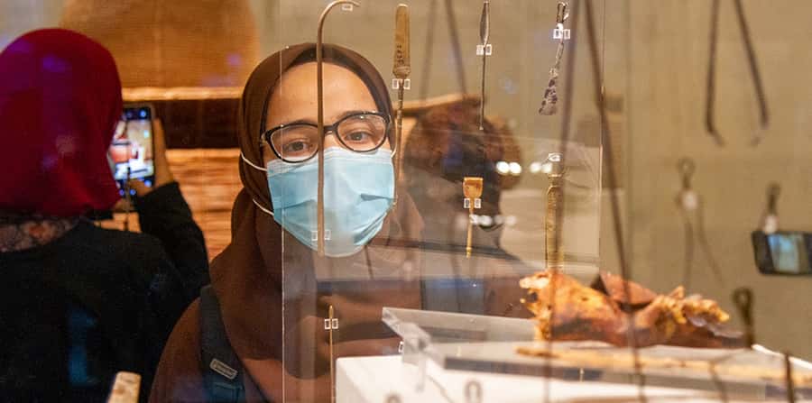 Cairo: Giza Pyramids & Museum of Egyptian Civilization Tour - Pyramids of Giza and Sphinx: How to Get Meaning, Not Just Peaks