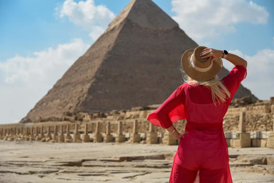 Cairo: Giza Pyramids & Sphinx Tour with Camel Ride & Entry - Camel ride across the desert: the iconic moment with real views
