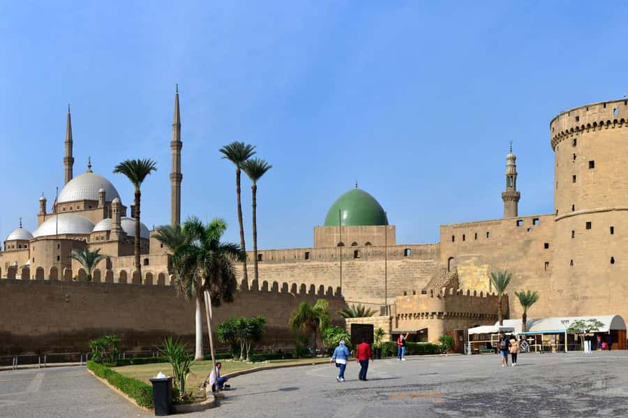 Cairo/Giza: Saladin Citadel, Egyptian Museum, & Bazaar Tour - Lunch stop, and why the food break is part of the tour quality