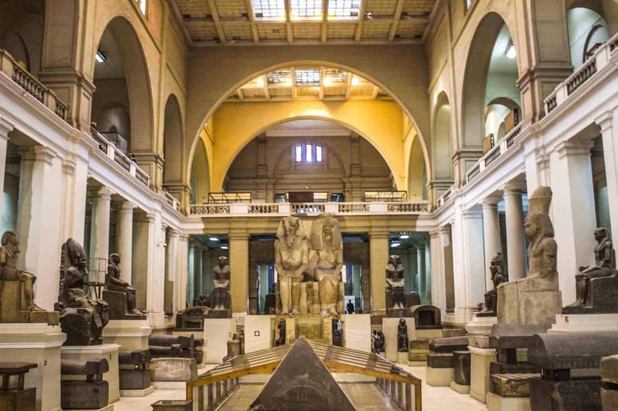 Cairo/Giza: Saladin Citadel, Egyptian Museum, & Bazaar Tour - The Egyptian Museum: seeing the treasures without getting lost in the rooms