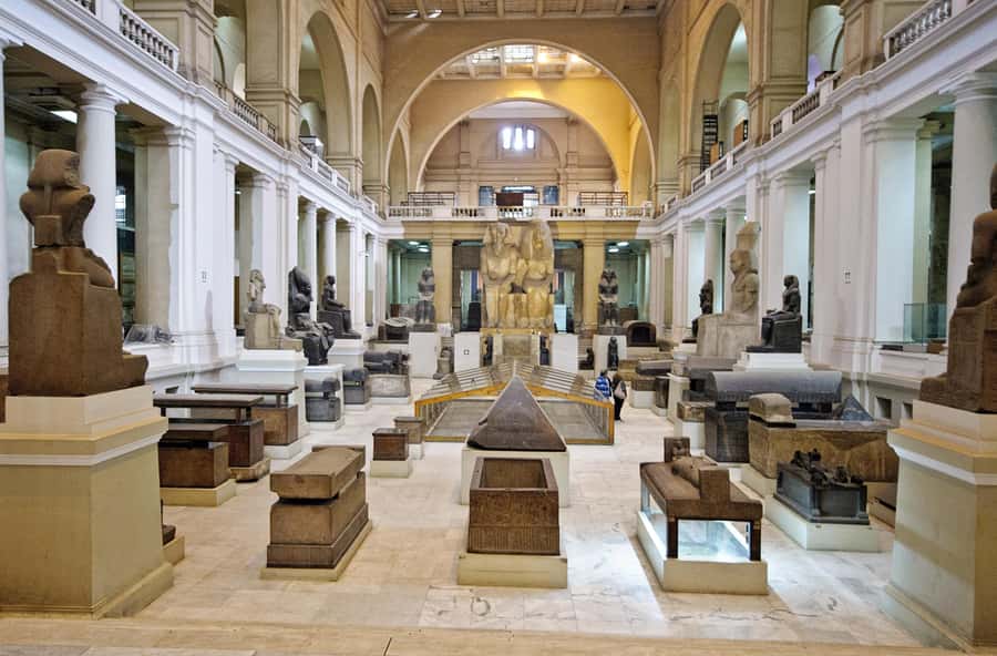 Cairo: Great Pyramids of Giza and Egyptian Museum Tour - Guide quality is the real variable, and it’s often strong here