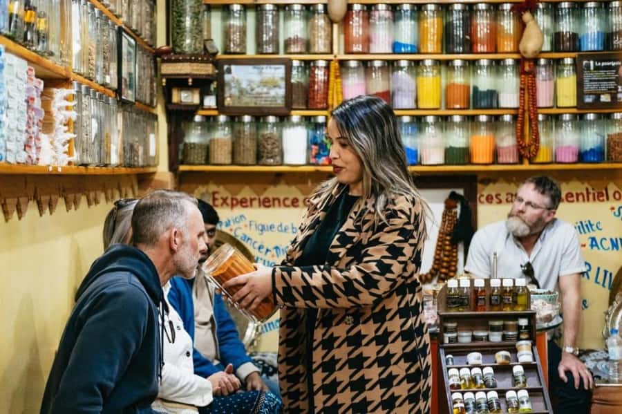 Cairo: Half Day Shopping tour - Gold and Gift Shop: Making Your Name into Hieroglyphs