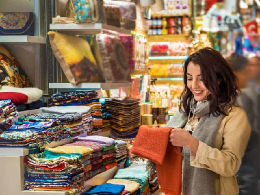 Cairo: Half Day Shopping tour - Essential Oils Factory: Rose Scents and Aromatherapy Products