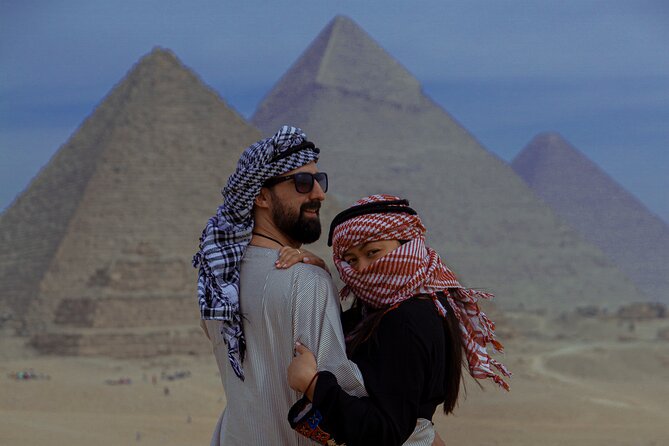 Cairo Layover Tours to Giza Pyramids and Sphinx From Cairo Airport - What makes the guides and drivers stand out